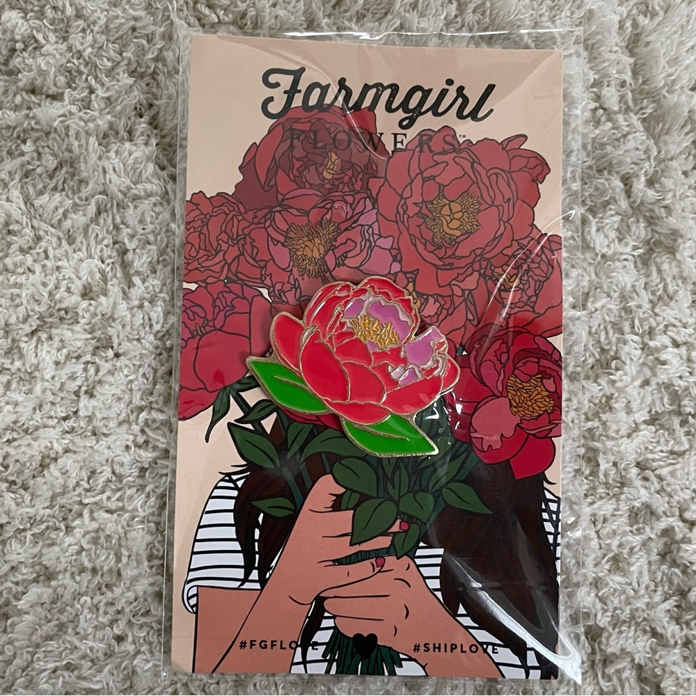 Farmgirl Flowers Jewelry Red And Pink Peony Flower Enamel Brooch Pin New Sealed